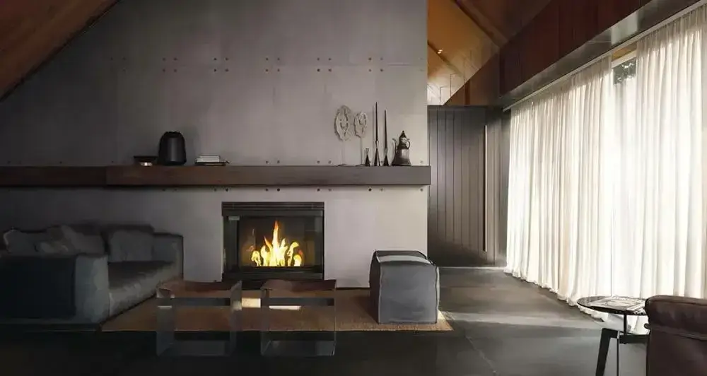 Интерьер Imola Azuma