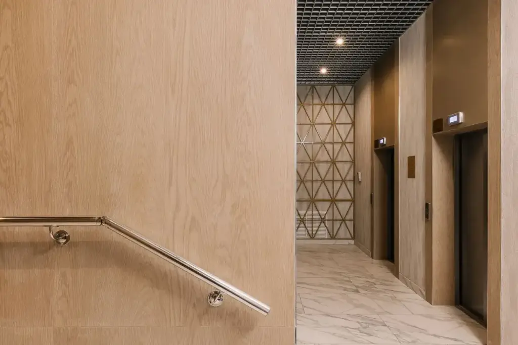 Интерьер Laminam Kauri