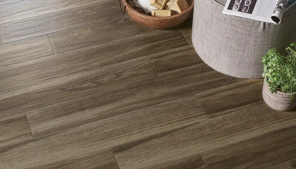 Интерьер Emilceramica Sleekwood