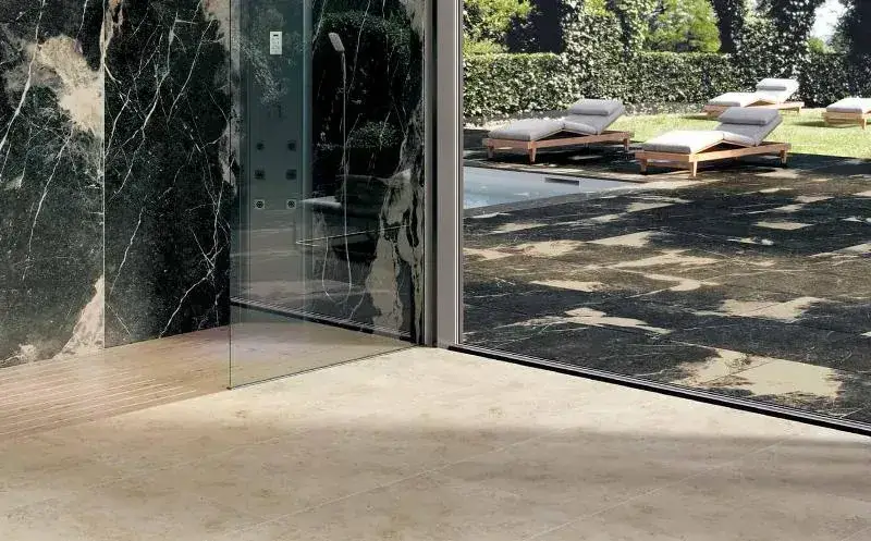 Интерьер Century Contact - 2