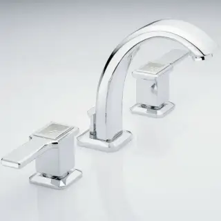 THG Métropolis à manettes cristal clair Смеситель для раковины, на 3 отв., цвет: хром/прозрачный хрусталь