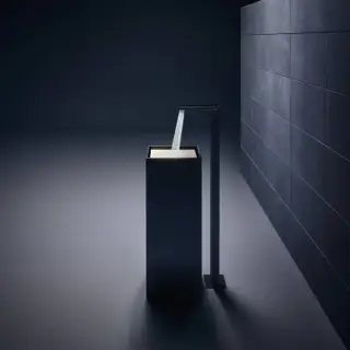 Axor MyEdition Смеситель для раковины, напольный, на 1 отв., излив 245мм, с донным клапаном, внешняя часть, цвет: хром/черное стекло