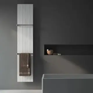 Antrax Bian Полотенцесушитель электрический L40,3*H200 см, полотенцедержатель 2 шт, электрический кабель справа, 700ВТ, цвет: белый матовый