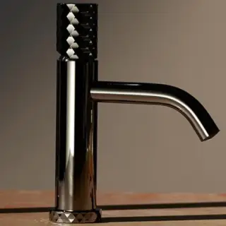 Смеситель для раковины Carlo Frattini Spillo Tech F3031XSXCN BLACK CHROME