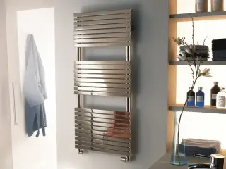 Водяной полотенцесушитель Cordivari Stefania 3551610130105 полированная нержавеющая сталь