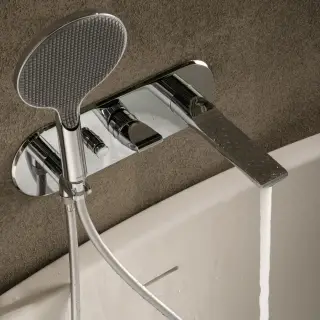 Смеситель для ванны Bossini APICE Z00557000030005 хром