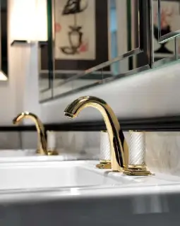 Смеситель для раковины Oasis Fortuny 0FRTRB300100002OR отделка золото, ручки из муранского стекла