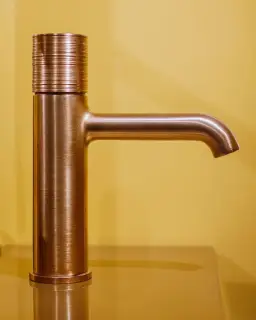 Смеситель для раковины Gessi HABITO TRAME 70302#726 цвет-Warm Bronze Brushed PVD