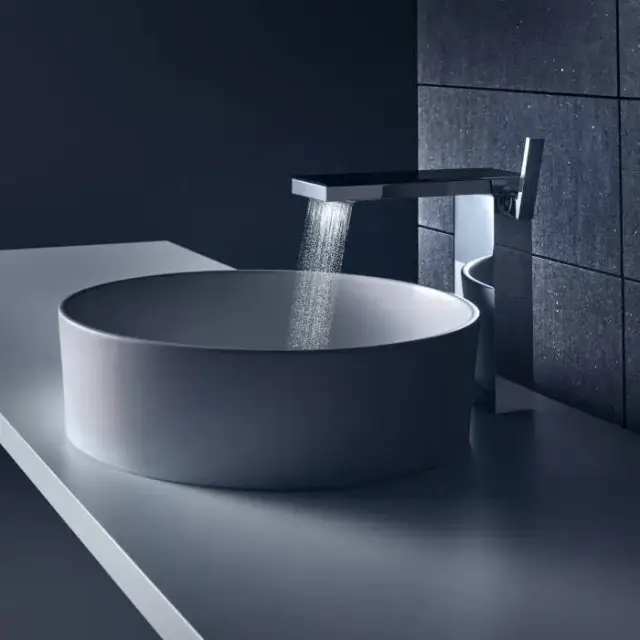 Axor MyEdition Смеситель для раковины, на 1 отв., излив 245мм, с донным клапаном, цвет: хром/черное стекло