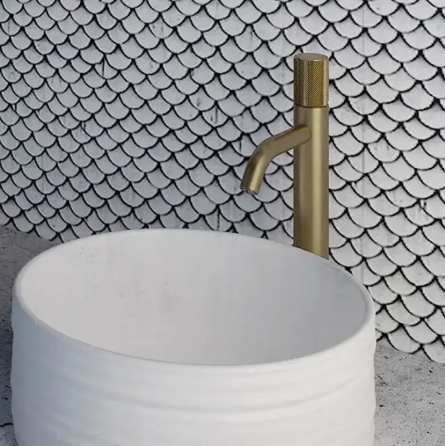 Fima Carlo Frattini Spillo Tech Смеситель для раковины, на 1 отв., XS, с донным клапаном, цвет: золото