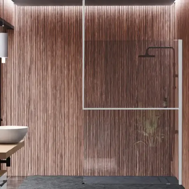 Novellini Kuadra H Душевое ограждение 160х205cм., с свободным входом, Dx, с потолочным кронштейном, с полкой, стекло прозрачн, цвет: белый матовый