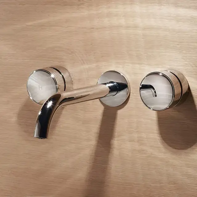 Fima Carlo Frattini Texture Collection F5601/5HCR Смеситель для раковины на 3 отв., настенный, излив 150 мм, донный клапан click-clack, ручки &quot;H&quot;, БЕЗ накладок, внутр. часть (F2230) в комплекте, цвет: хром