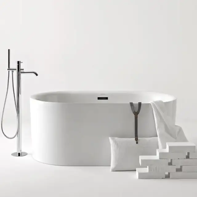 Kerasan Nolita Ванна акриловая  отдельностоящая 145х78х58 см, с пробкой click-clack, цвет: белый
