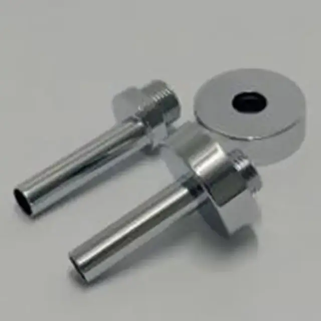 Irsap TOLE/BELLA Комплект для монтажа водяного полотенцесушителя (трубка с эксцентриком 1/2&quot; и декоративная накладка), цвет: хром