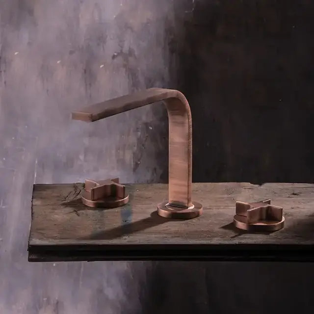 Gattoni GAS Смеситель для раковины на 3 отв., в комплекте с донным клапаном, цвет: Matt old copper