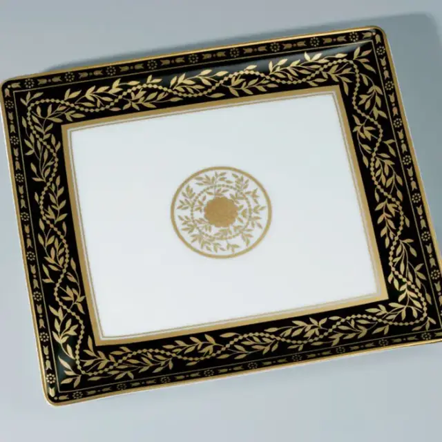 THG MARQUISE NOIR DECOR OR Поднос керамический 220х198 мм., настольный, large size, декор черный/золото, цвет: белый