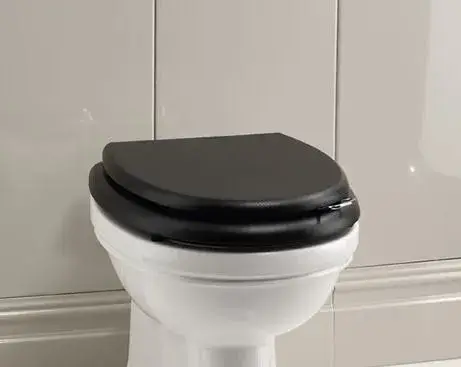 Сиденье для компакта soft close, 37*41.5, MDF белый лак, хром