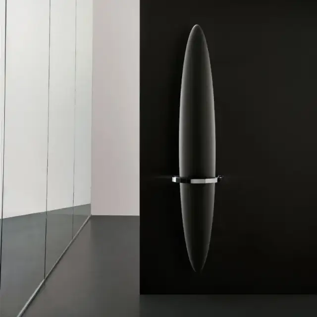 Полотенцесушитель электрический Antrax IT Blade ECBLV170001R.CRSM+MBR001.CROM Brushed chrome-CRSM