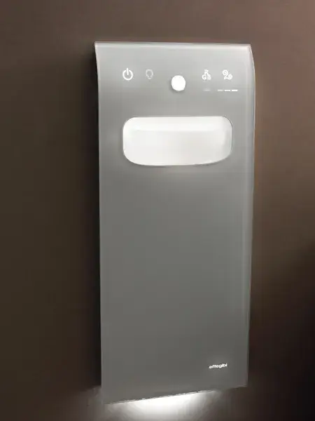 Колонна с парогенератором,умывальником (без крана с контр.подачей воды) и задней подсветкой