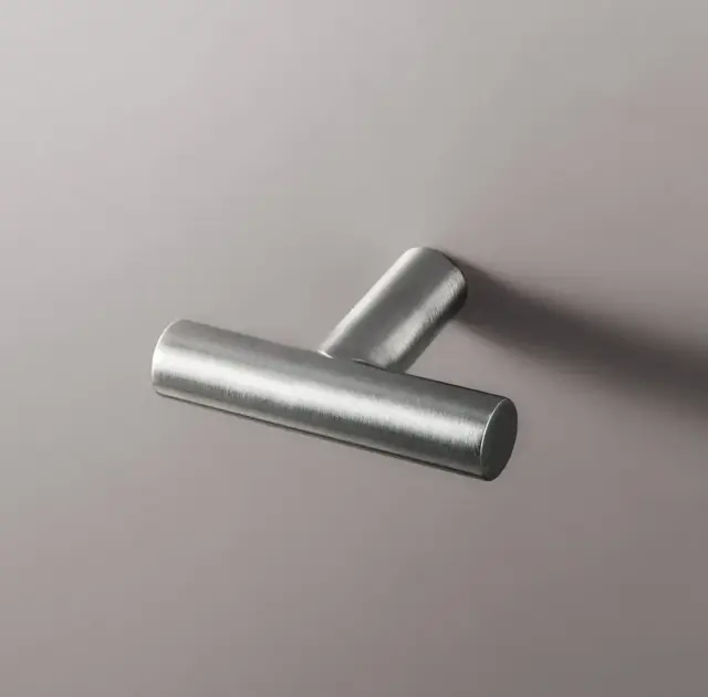 Крючок Fantini Young 96.93.7608 матовая сталь