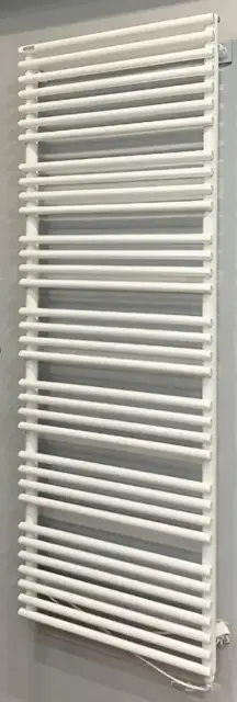 Полотенцесушитель электрический Antrax IT VP 22 ETVP22048100.T.BCOR цвет-белый матовый