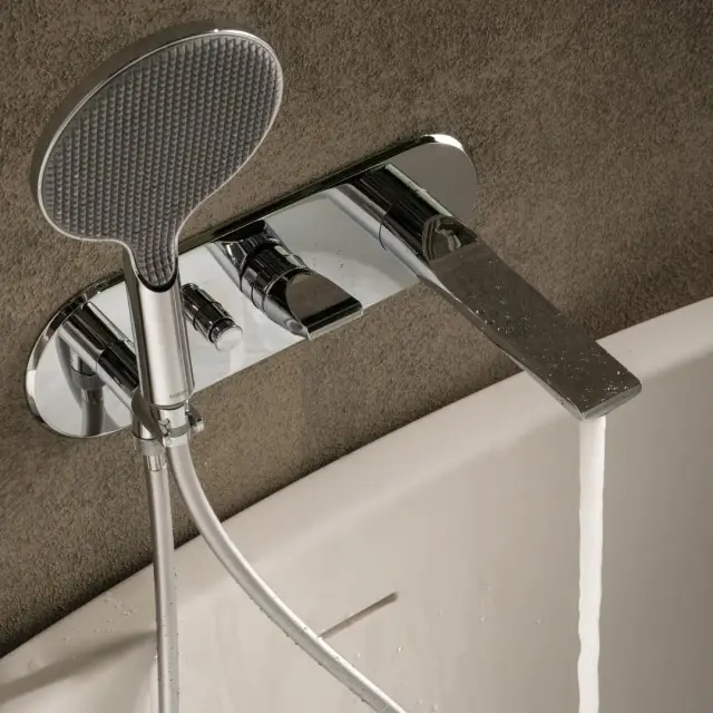 Смеситель для ванны Bossini APICE Z00557000030005 хром