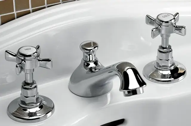 Смеситель для раковины Devon&Devon Conventry MARF26CR