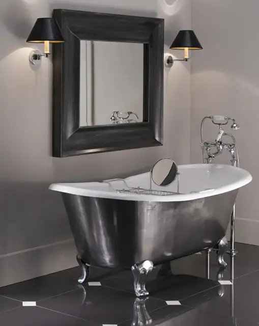 Ванна Devon&Devon ADMIRAL LUX 2MRADMILUXVEPDCRDD