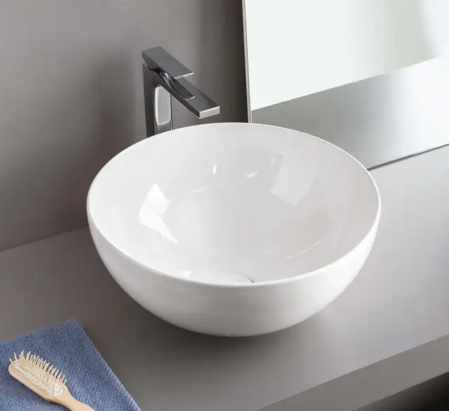 Раковина Art Ceram LA CIOTOLA 46 LCL001.01;00 белый блестящий