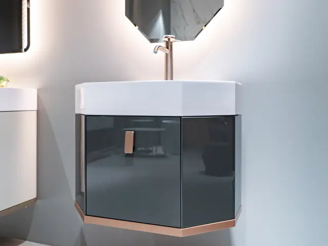 Комплект мебели с раковиной Milldue Dandy 7686+7685*2+7727+7643 лак graffite lucido, satin gold, ручки и профиль oro rosa, раковина ceramilux bianco lucido - j17